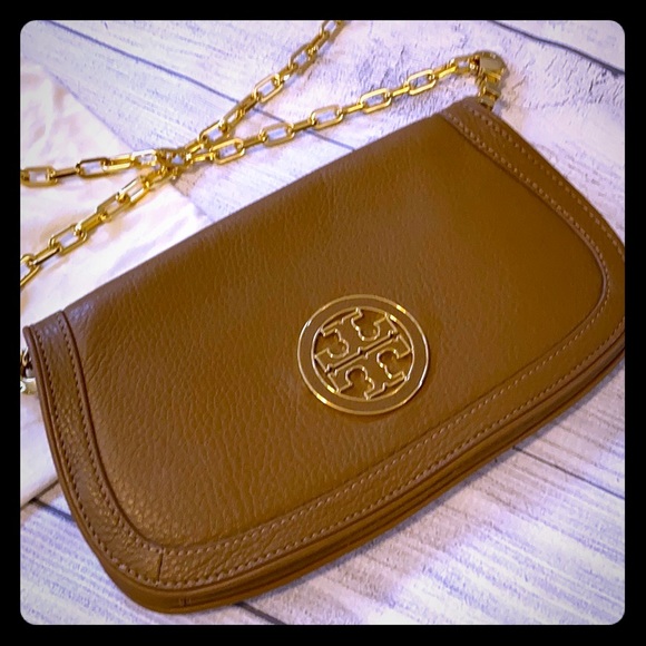 Tory Burch crossbody/ clutch in royal tan - Picture 1 of 8
